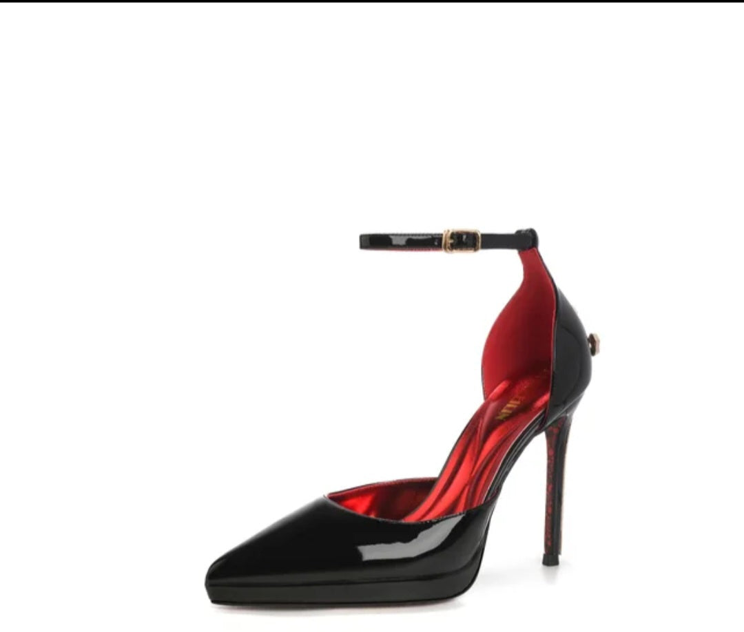 The Gladiator Heel